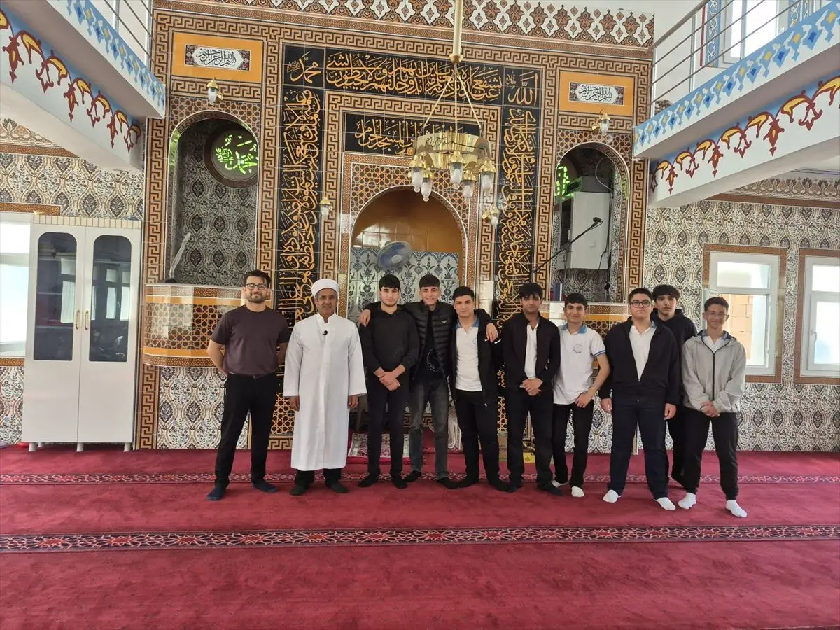 Cizre'de Öğrencilere Yönelik Cami Şenlikleri Coşkuyla Gerçekleşti