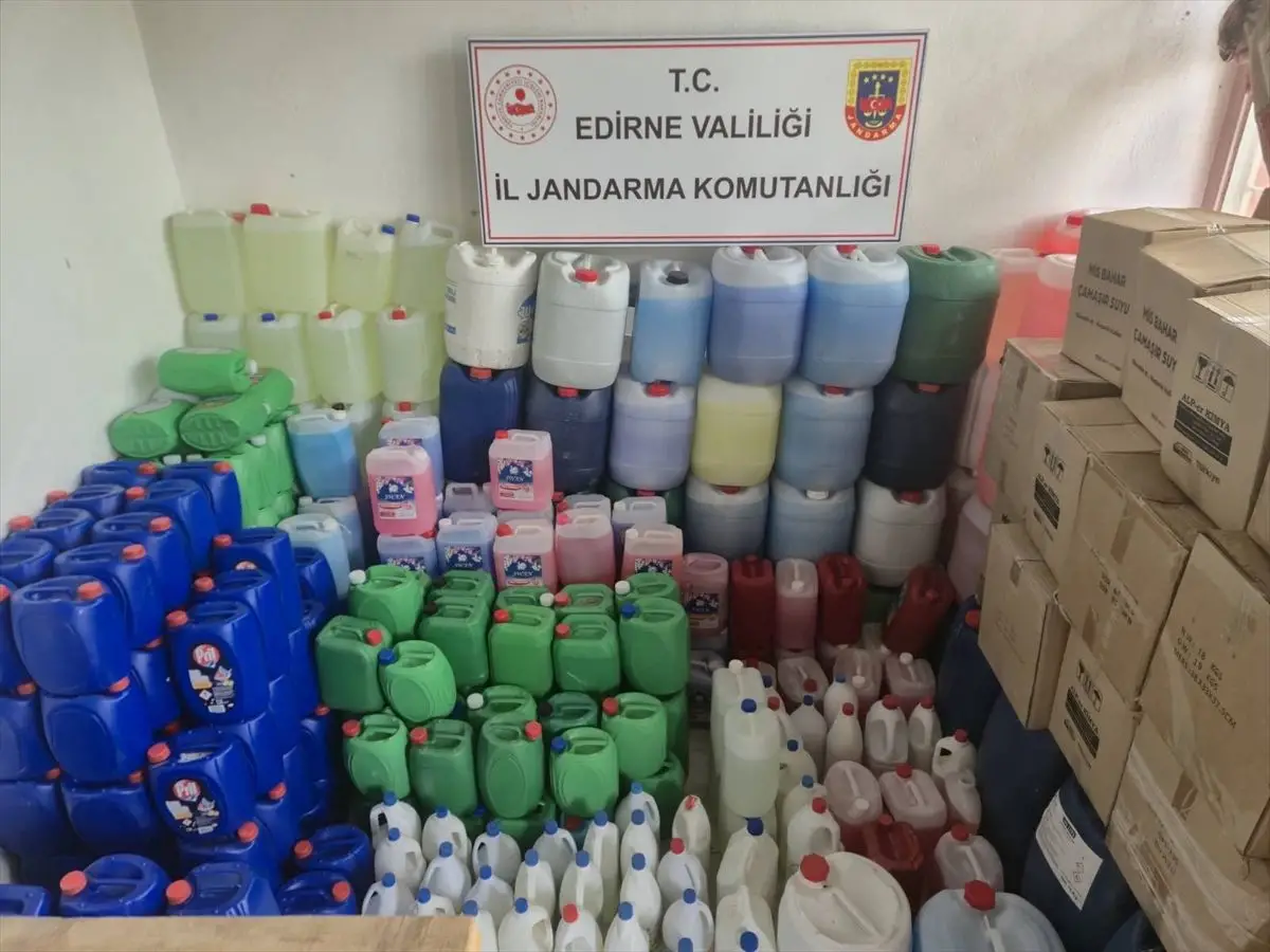 Edirne Uzunköprü'de 4.613 Litre Sahte Deterjan Ele Geçirildi