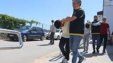 Polis ekiplerinin tutuklama anı