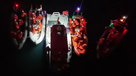 DAK/SAR, Kalamış’ta Gece Denizde Kurtarma Tatbikatı Gerçekleştirdi