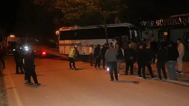 Defne'de Midibüs Çarpışması: 2 Kişi Ağır Yaralı