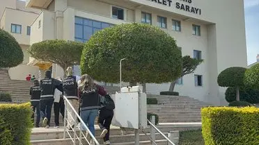 Operasyon sırasında ele geçirilen esrar