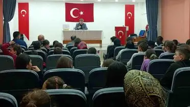 Arpalı’da Spor ve Eğitim Buluşması: Öğrencilerle Etkileşimli Konferans