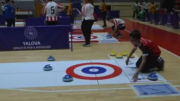 Yalova’da Floor Curling Şampiyonası Heyecanı Başladı