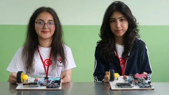 Yerköy Fen Lisesi Öğrencileri Tablet ve Telefonlarla Bilimsel Projeler Geliştiriyor