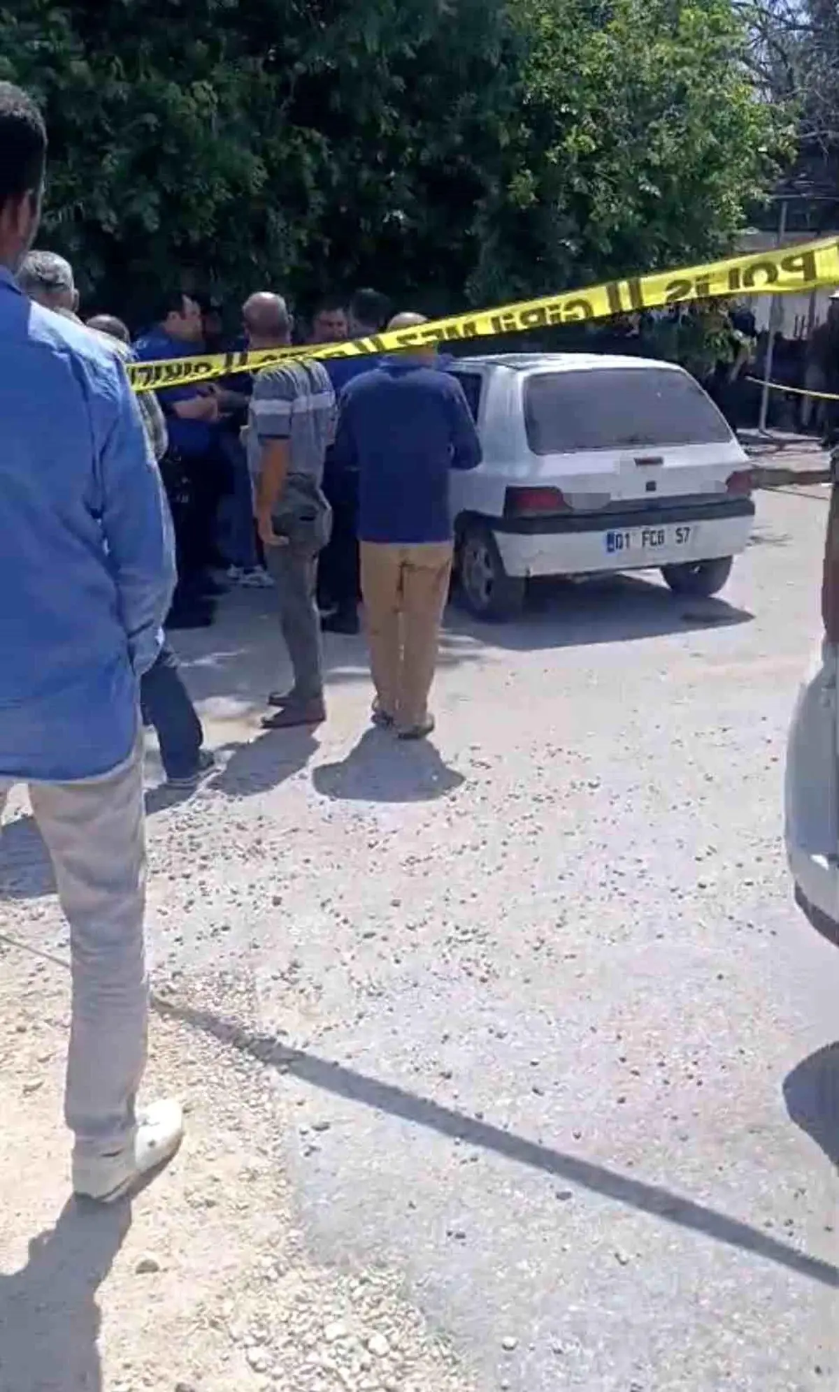 Tarsus'ta park halindeki araçta ölen kişi