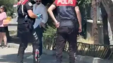 İzmir'de Polis Ekipleri Yaralı Kediyi Kurtardı, Vatandaşlar Takdirlerini Sunuyor