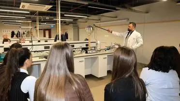 Bursa’da Çocuk Evleri Öğrencileri Bilim ve Sanatla Buluştu: ‘Senin de Üniversiten’ Projesi