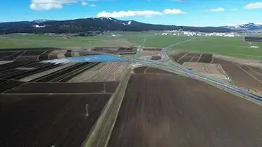 Sarıkamış'ta Dronla Kaydedilen Kış Sonrası Tarım Arazileri Görüntülendi