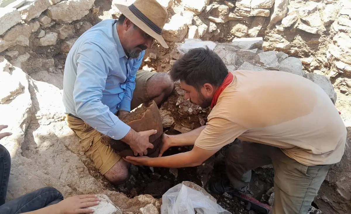 Amos Antik Kenti'nde keşfedilen tarım yazıtının kapak fotoğrafı