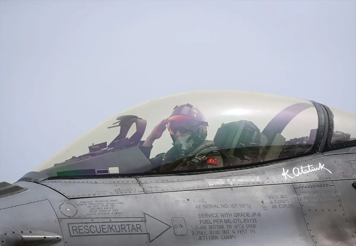EFES-2026 tatbikatı kapsamında Bandırma'dan havalanan F-16'lar