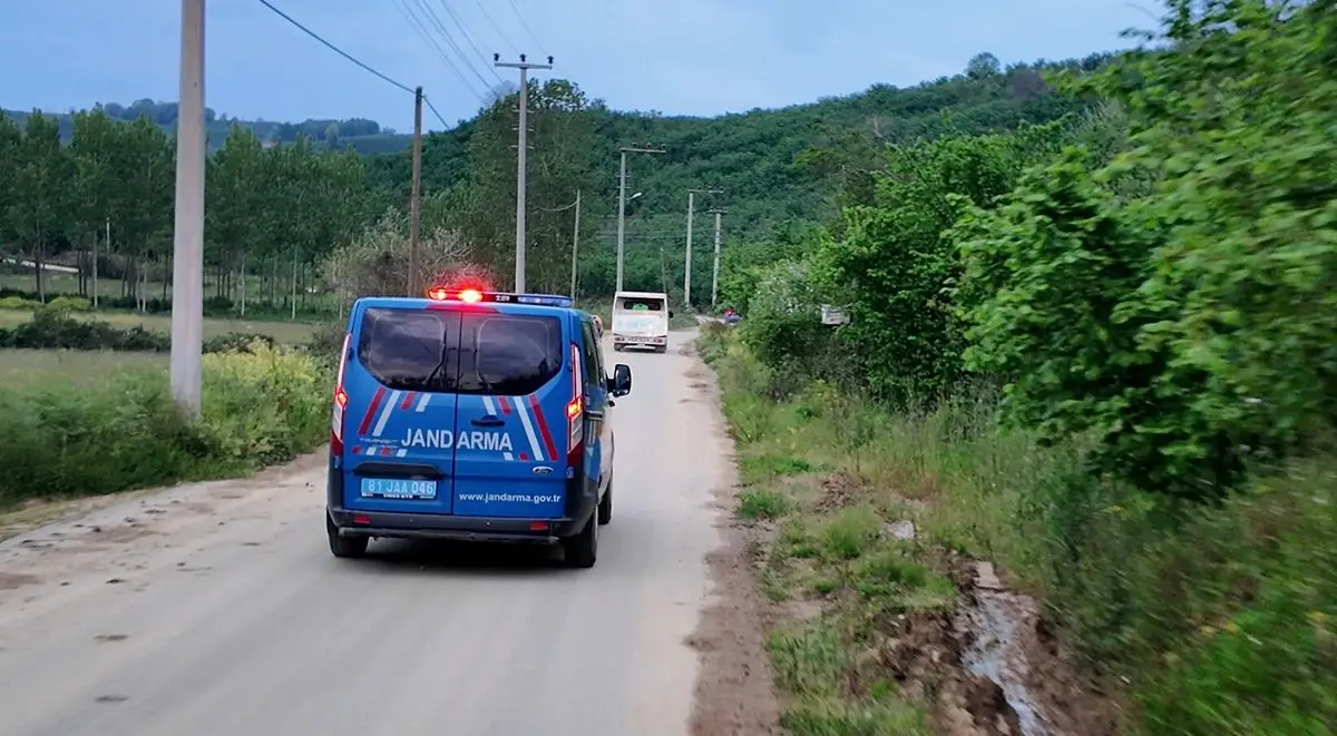 Rafting botu Düzce nehirinde