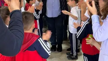 Zonguldak’ta 43 Yıllık Öğretmen Orhan Yılmaz’a Öğrencilerinden Duygusal Veda