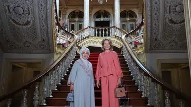 Dolmabahçe Sarayı'nda Kraliyet Buluşması: Emine Erdoğan ve Kraliçe Mathilde