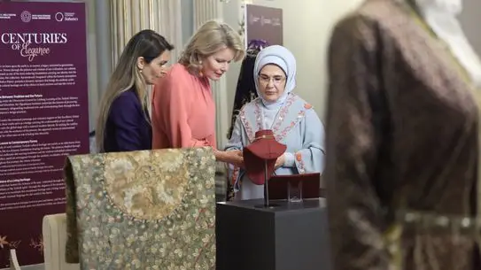 Emine Erdoğan ve Belçika Kraliçesi Mathilde Dolmabahçe Sarayı'nda Buluştu