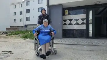 50 Yıldır Engel Tanımayan Anne: Ayşe Cırık ve Dilek'in Dokunaklı Hikayesi