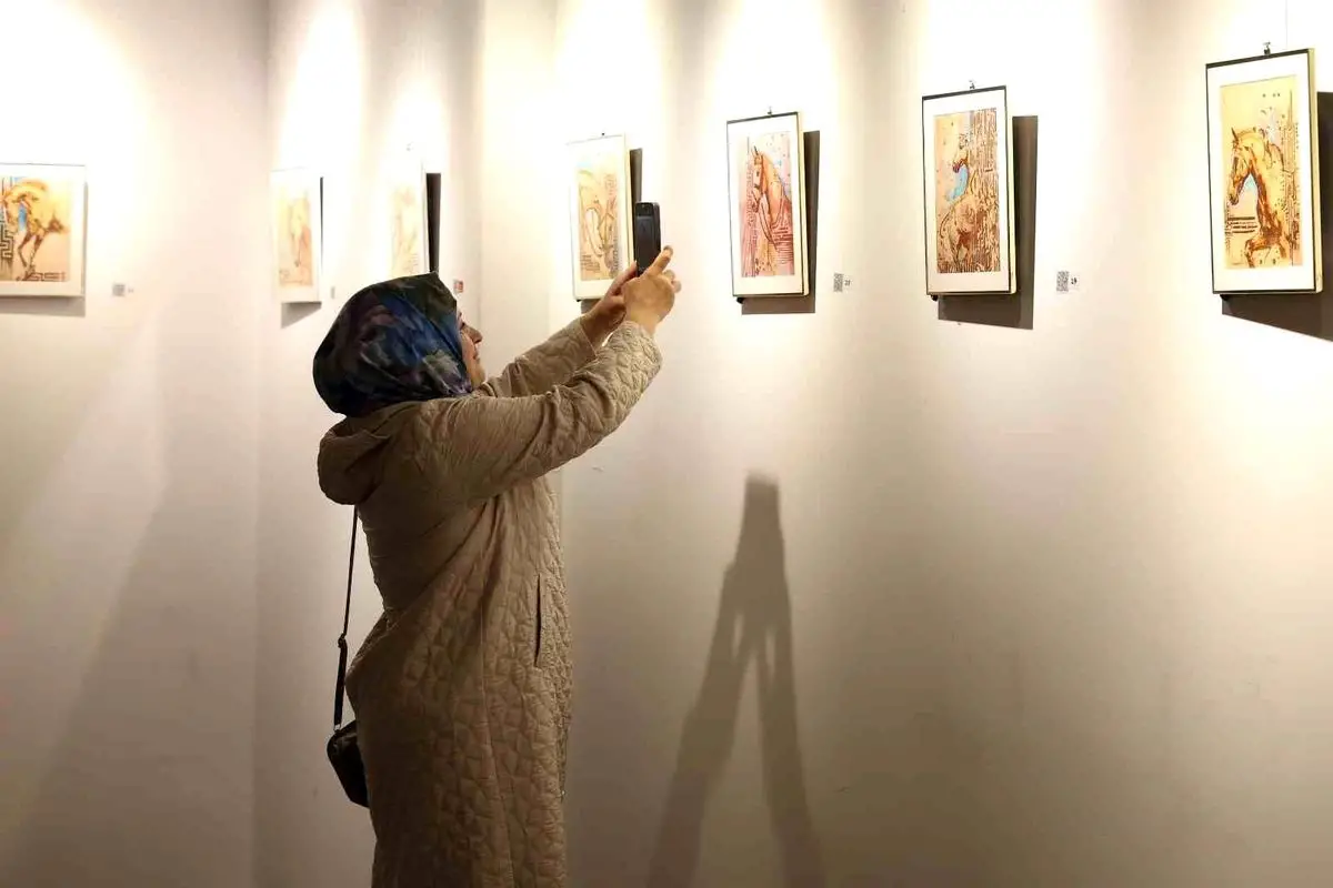 Bağcılar’da “Hat İzinde” Sergisi Sanatseverleri Büyülüyor