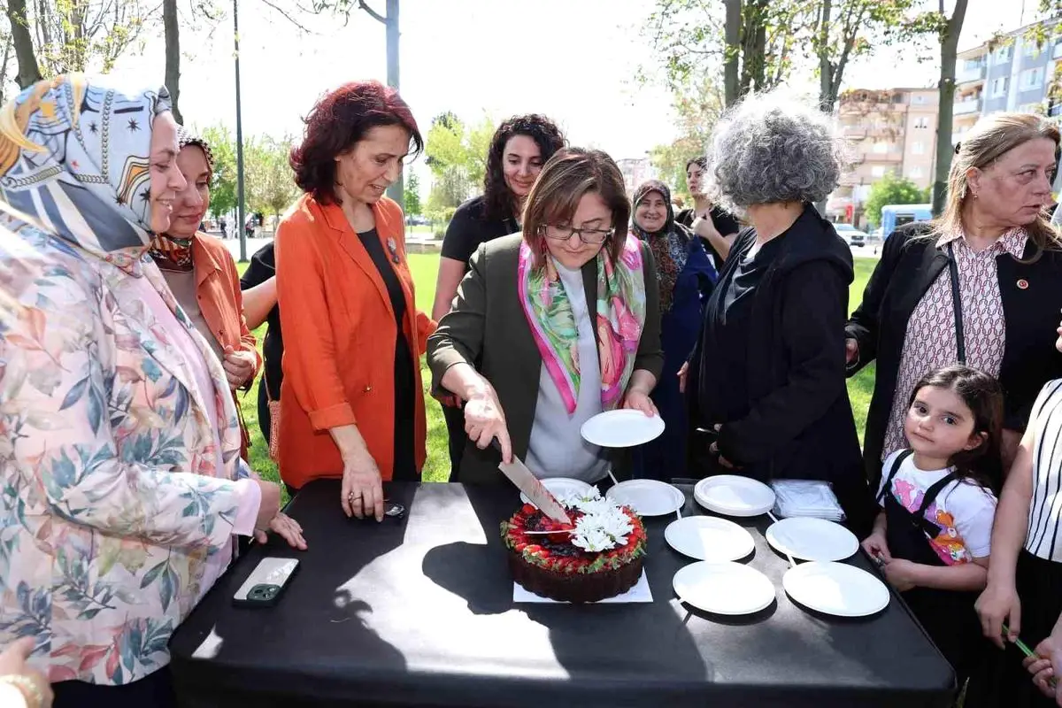 Gaziantep’te Anne Bebek Festivali Coşkusu: Şahin’den Ailelerle Sıcak Buluşma