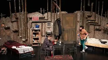 Denizli'de 38. Uluslararası Amatör Tiyatro Festivali Renkli Kortej ve Sahne Coşkusu ile Açıldı