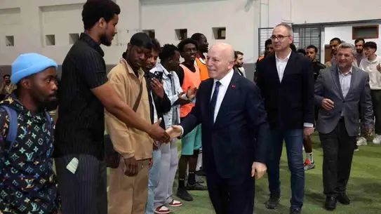 Erzurum’da Uluslararası Öğrenci Futbol Turnuvası: Başkan Sekmen’den Birleştirici Mesaj