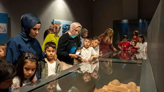 Mezitli’de Anne-Çocuk Gününe Renkli Bir Dokunuş
