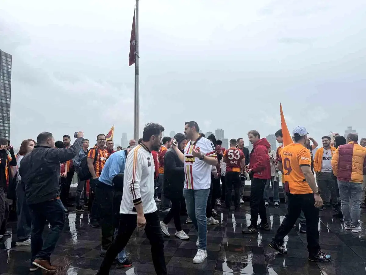 Galatasaray Şampiyonluğu New York'ta Coşkuyla Kutlandı