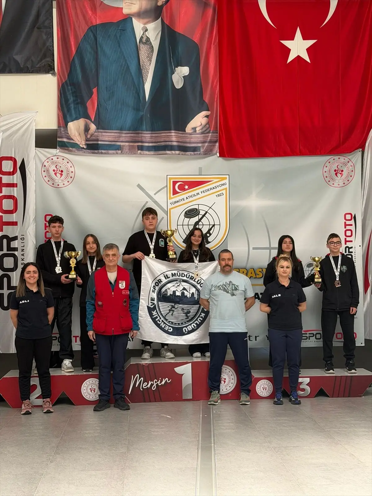 Kayseri Atıcıları 10 Metre Havalı Tabancada Yeni Türkiye Rekorunu Kırdı