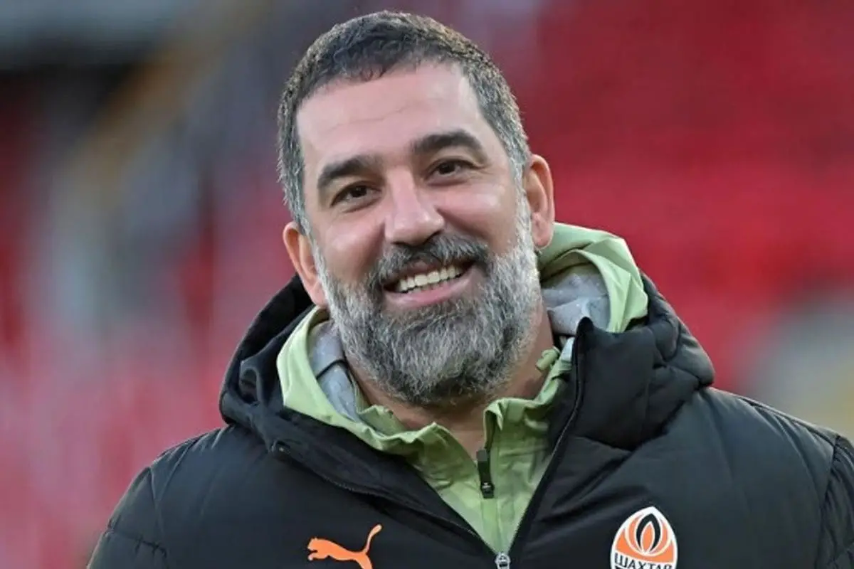 Arda Turan'la Shakhtar Donetsk, Poltava’yı 4-0 Geçerek Şampiyonluğa Koştu