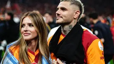 Mauro Icardi sahada kutlama anı