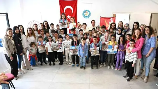 Turnuva finalinde satranç tahtası