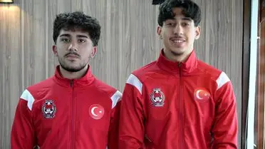 Polonya'da Türk Karatecileri Altın ve Gümüşle Taçlandırıldı