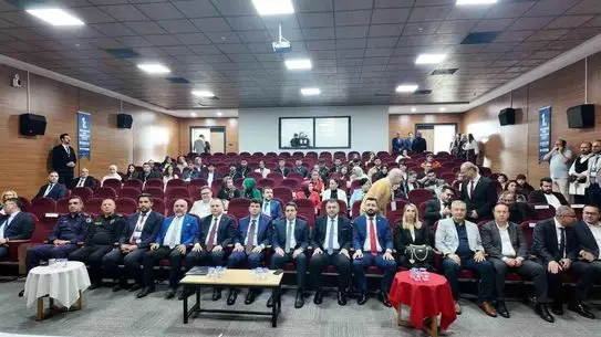 Gediz'de Uluslararası Sosyal Bilimler Kongresi Başladı: 65 Akademisyen 120 Bildiri Sunacak