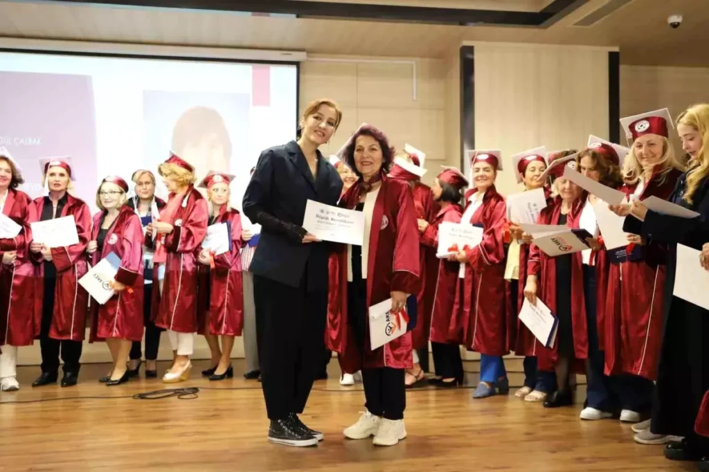 Bilgelik Programı Mezunlarını Uğurladı