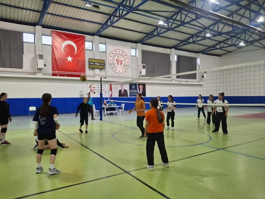 Sağlık Eğitimi ve Voleybol Turnuvası Cide’de Başladı