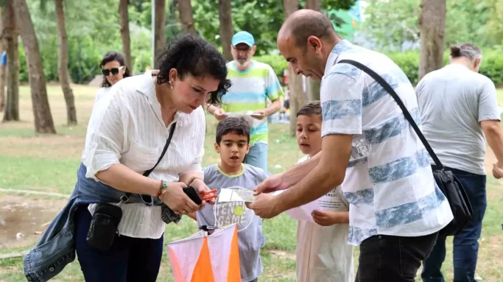Aileler Oryantiring Etkinliğinde Bir Araya Geldi