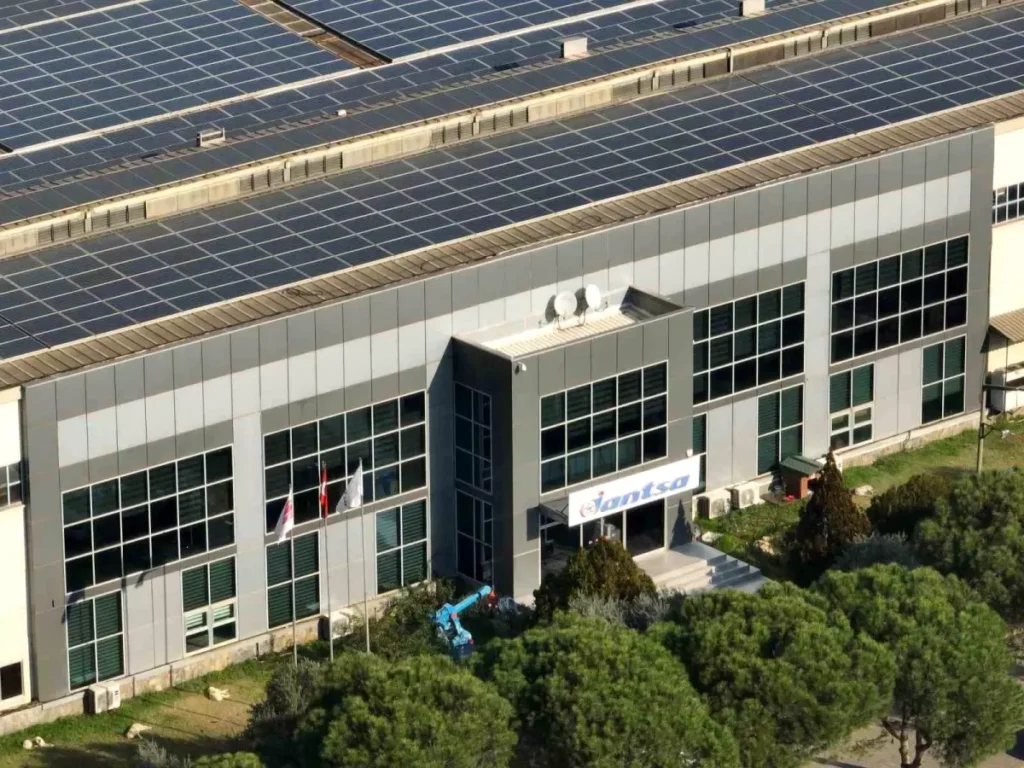 Jantsa’da İşçiler Greve Hayır Dedi