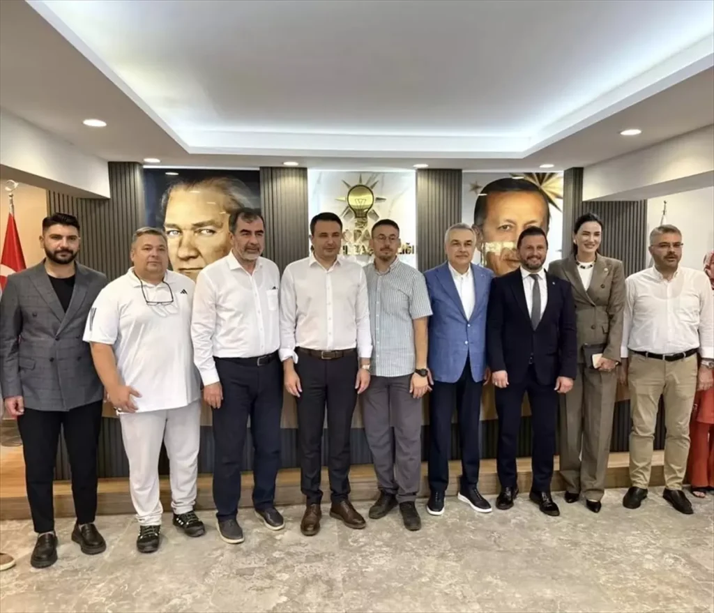 AK Parti Aydın İl Başkanlığı Bayramlaşma Programı Gerçekleştirdi