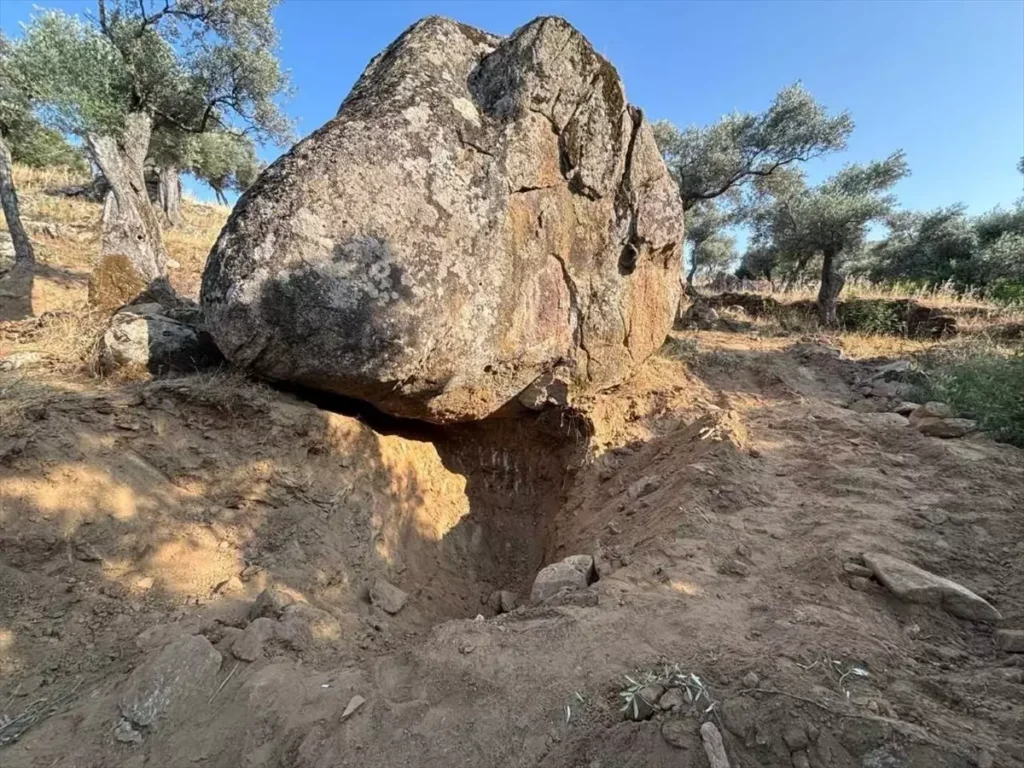 Kaçak Kazı Yaparken Suçüstü Yakalandılar