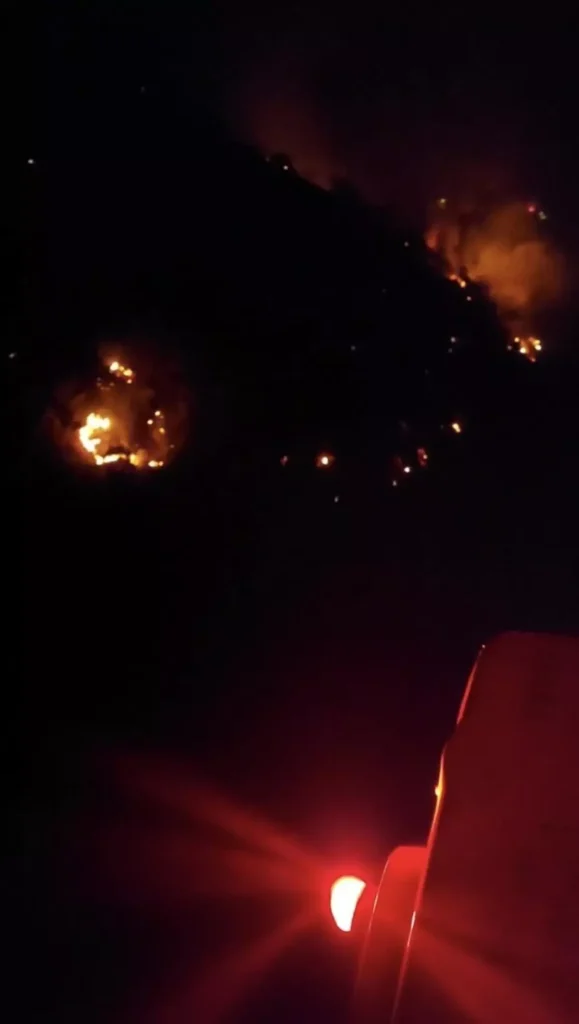 Gece Görüşlü Helikopterler Yangına Müdahale Ediyor