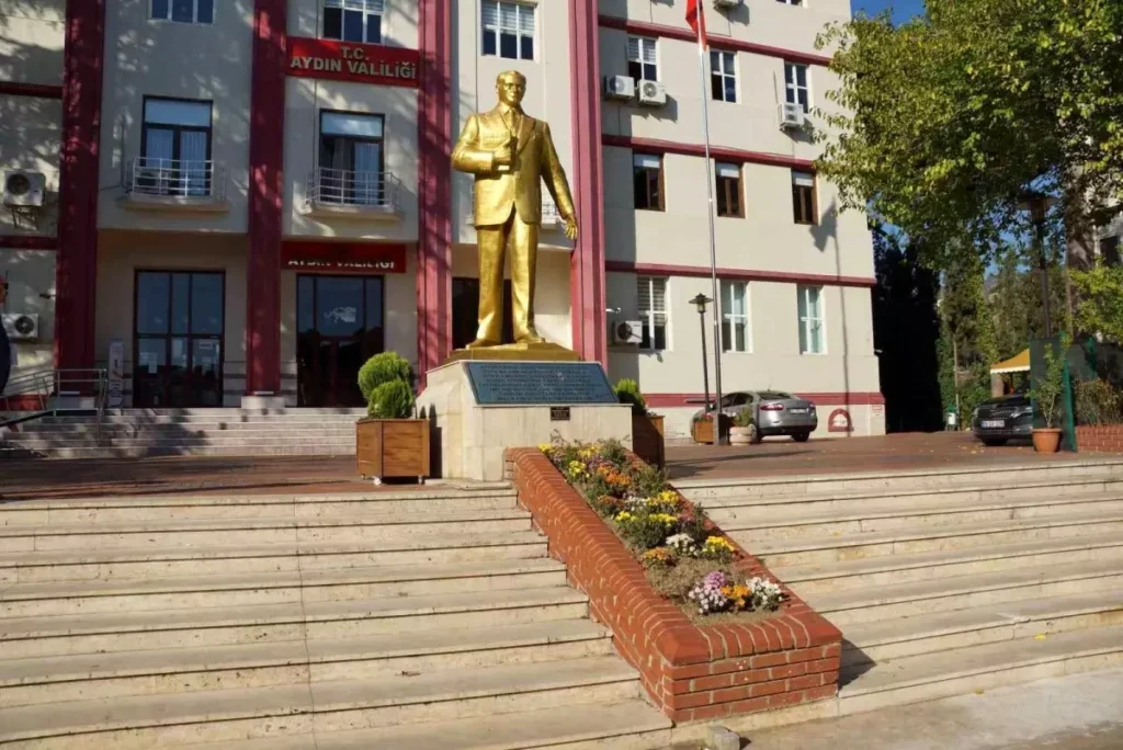 **Turizm Bölgesinde Skandal Olay: İşletme Faaliyetten Men Edildi**