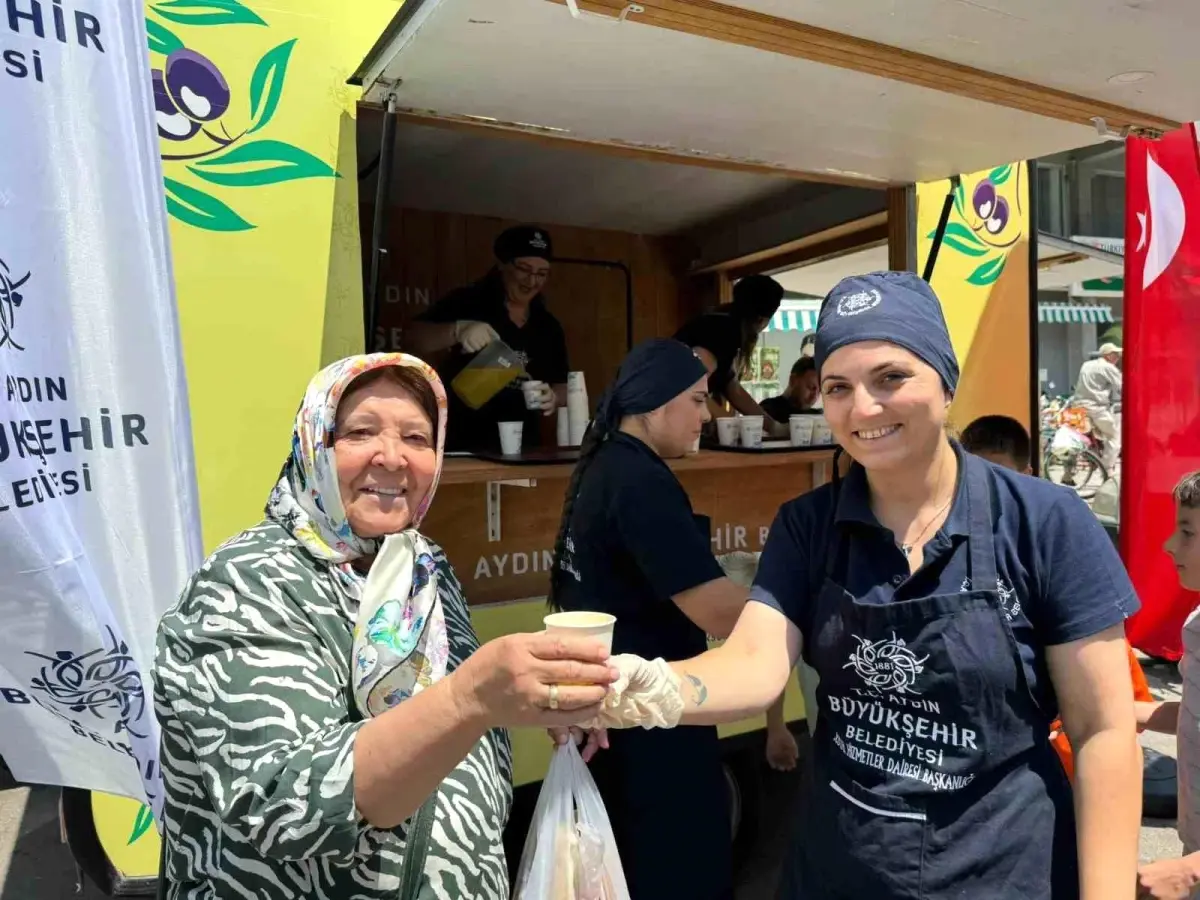 Aydın Büyükşehir Belediyesi’nden Yazın Serinleten İkram