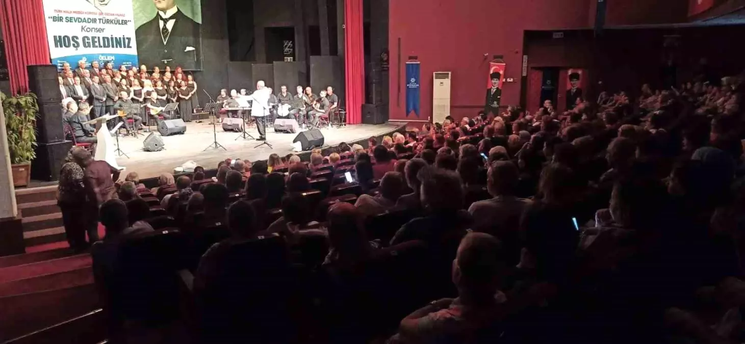 Aydın’da Sanatseverler Türkülerle Buluştu