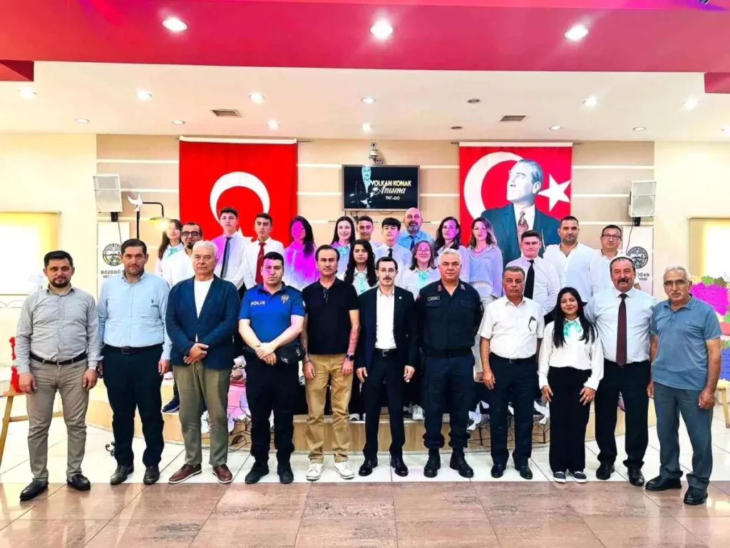 “Şiir Gecesi Büyük Beğeni Topladı”