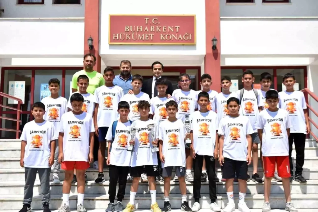 **Buharkent U13 Takımı Namağlup Şampiyon Oldu**