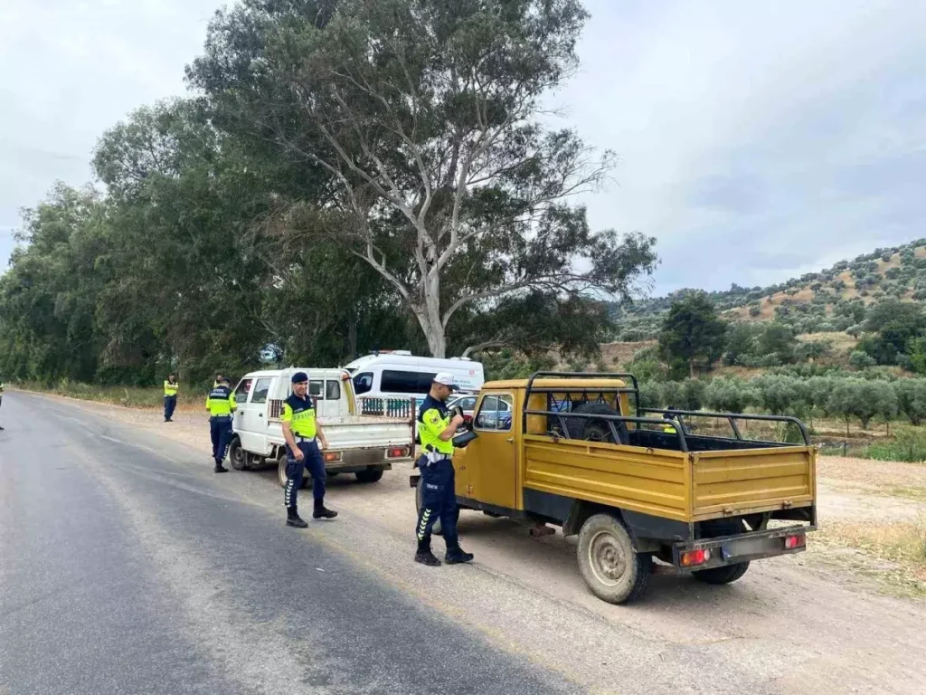 Trafik Denetimlerinde 12 Sürücüye 18 Bin TL Ceza