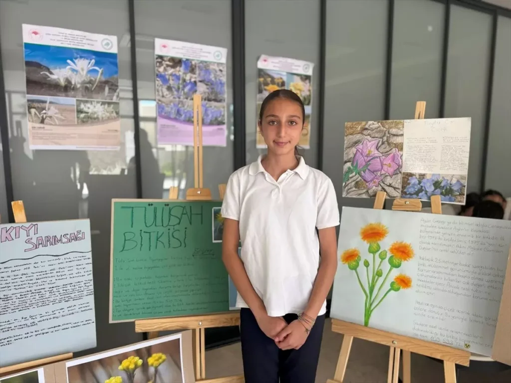 Kuşadası’nda Öğrencilerden Endemik Bitkiler İçin Sergi