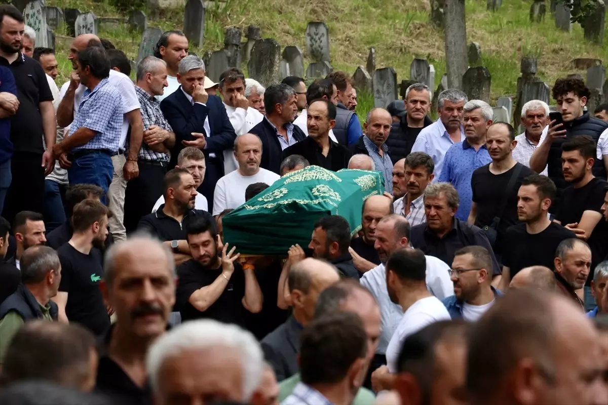 Trabzon’da Sel Trajedi: Hüseyin Aydın Toprağa Verildi