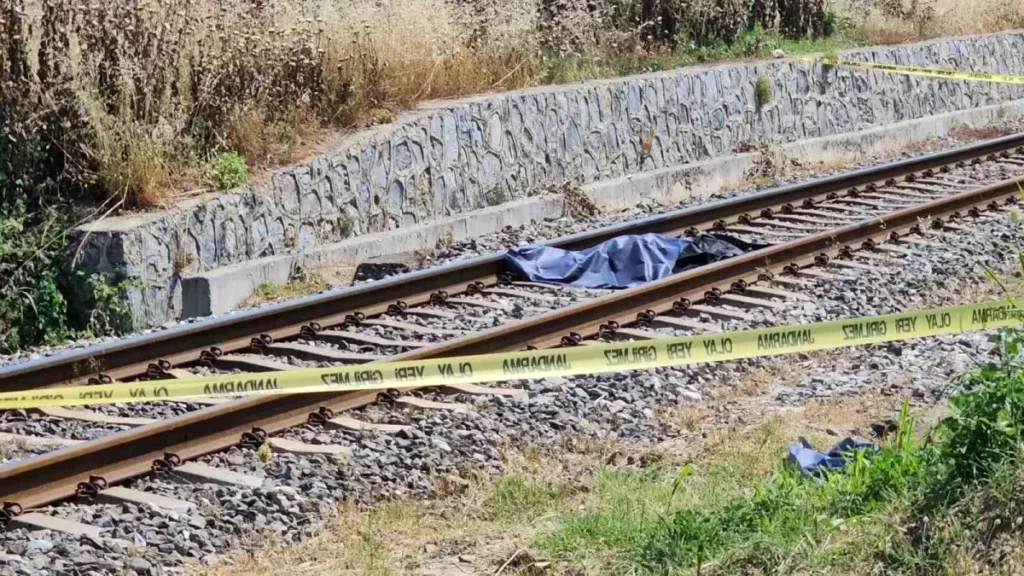 “Trenin Altında Kalan Ambulans Şoförü Son Yolculuğuna Uğurlandı”