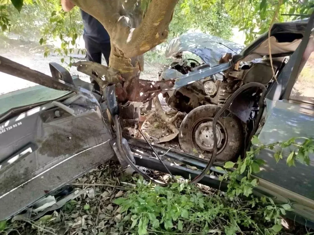 Trafik Kazasında Sürücü Ağır Yaralandı