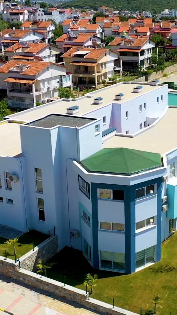 Kuşadası’nda Otizmli Bireylere Özel Destek Merkezi Açıldı